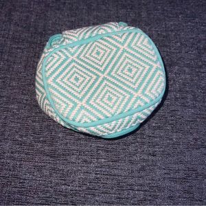 Thirty one container